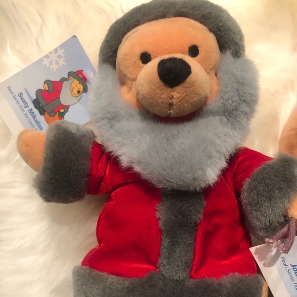 NWT Disney Winnie The Pooh International Santa - Picture 11 of 11